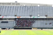 ورود هواداران به سکوهای ممنوعه آزادی/ ظرفیت ورزشگاه در حال تکمیل