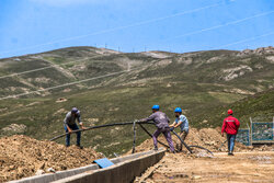 مشکل تنش آبی چندین ساله ۳ شهر و ۸ روستای تابعه ملکشاهی رفع شد