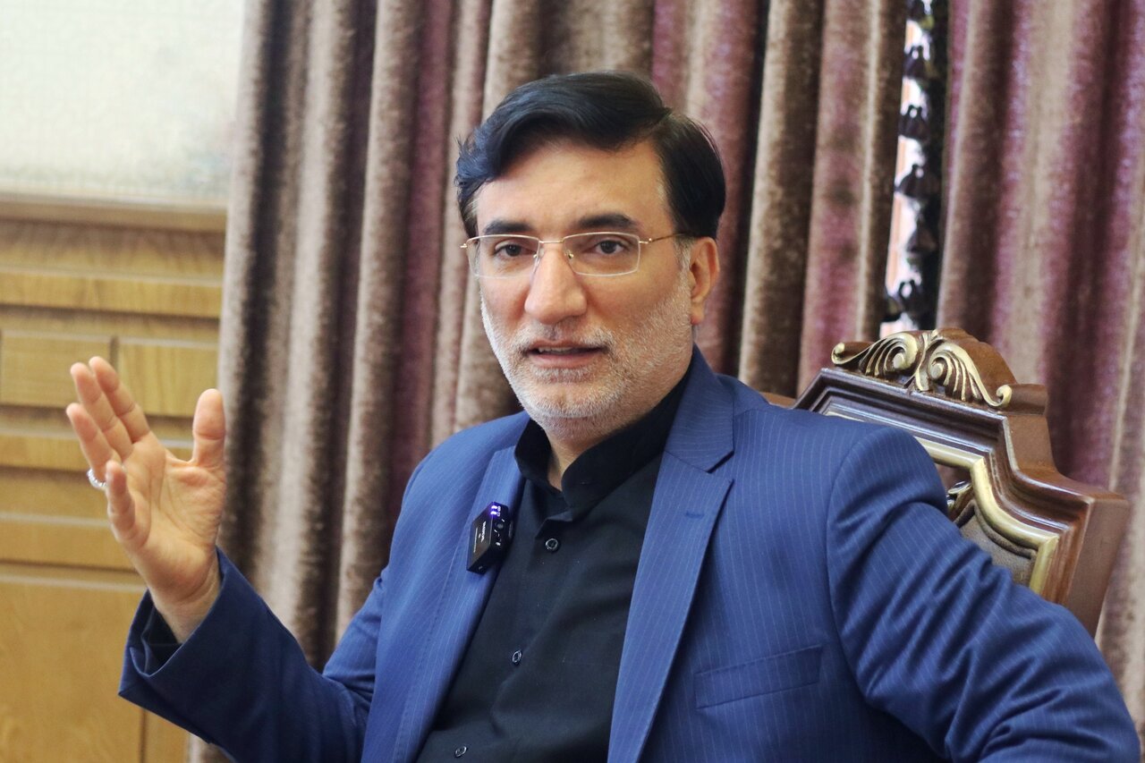 ارس روی ریل توسعه/ رشد گردشگری و صنعت در اولویت است