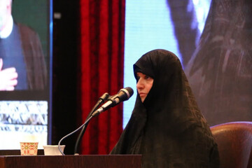 در واقعه شهادت رییس جمهور مردم با اشک به جمهوری اسلامی رأی دادند