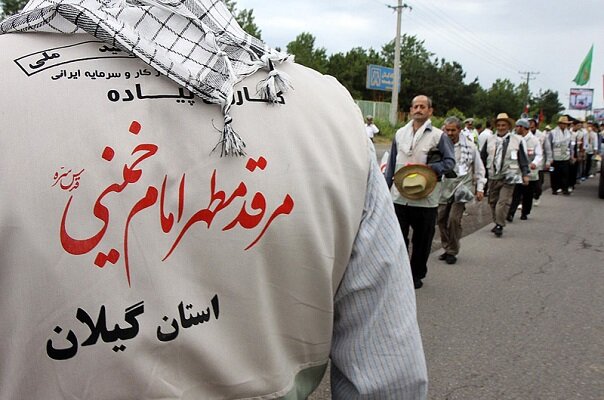 سی و پنج سال عشق و ارادت به معمارکبیر انقلاب