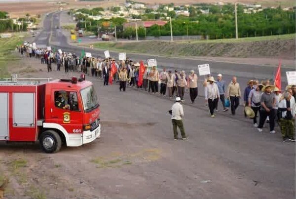 سی و پنج سال عشق و ارادت به معمارکبیر انقلاب