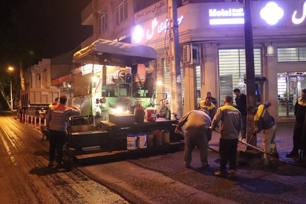 اجرای روکش آسفالت ۴۰۰ هزار متر مربع از محورهای اصلی معابر شهر رشت