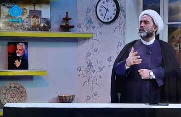 رهبر معظم انقلاب ادامه‌دهنده راه الهی امام خمینی (ره) است