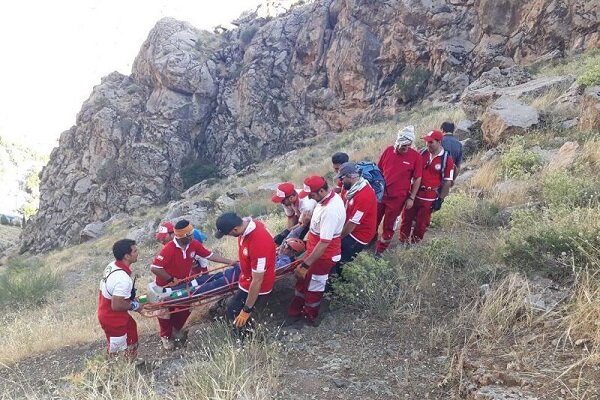 نجات ۳ گردشگر گرفتار در ارتفاعات شهرستان طالقان خبرگزاری مهر اخبار