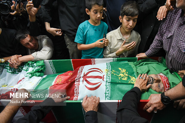 Funeral, burial ceremony for IRGC advisor martyred in Syria
