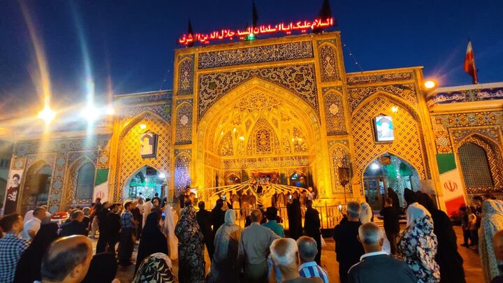 کرنا نوازی در حرم آقا سید جلال الدین اشرف آستانه اشرفیه کرنا نوازی در حرم آقا سید جلال الدین اشرف آستانه اشرفیه