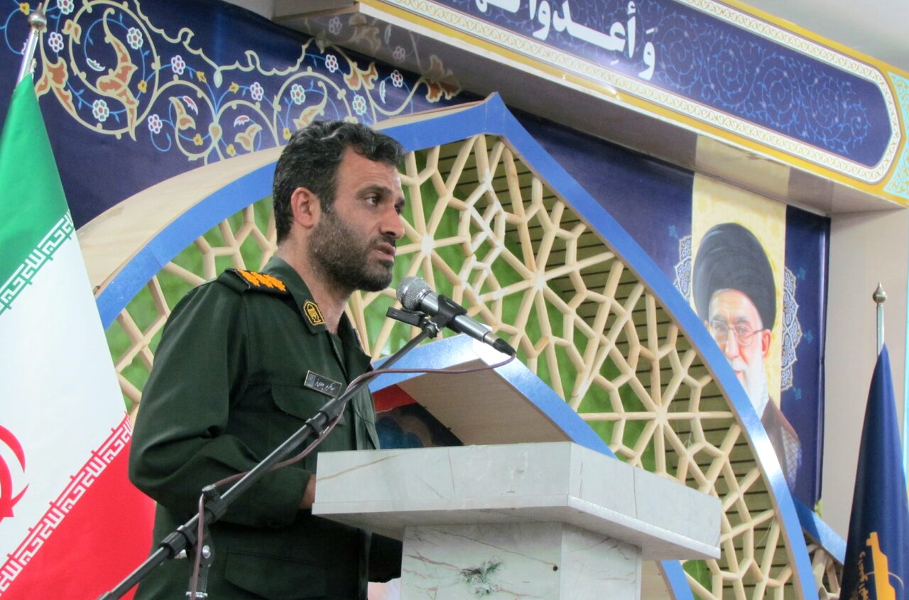 دومین همایش دختران روح الله در شهرستان دیر برگزار شد