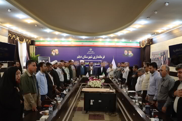 صنایع نفت و گاز توجه بیشتری در بکارگیری نیروهای بومی داشته باشند