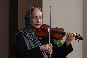İranlı ünlü keman santçısı hayatını kaybetti