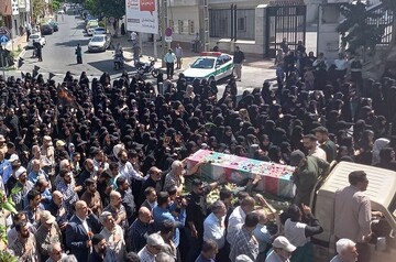 تشييع جثمان الشهيد"سعيد أبيار" في مدينة كرج