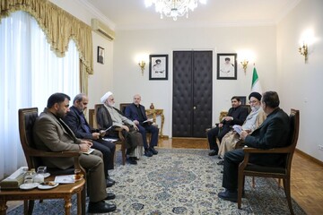 السلطات الايرانية الثلاثة تعقد اجتماعها التمهيدي للانتخابات الرئاسية في البلاد