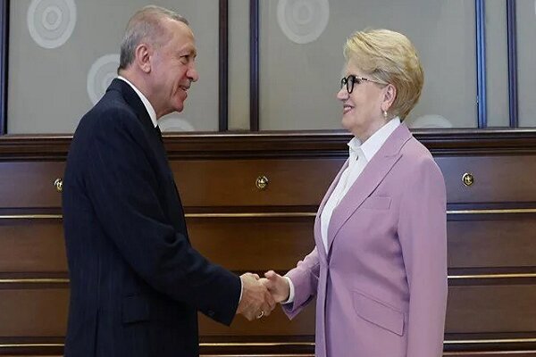 Erdoğan ve Akşener ne konuştu? Dervişoğlu'ndan açıklama