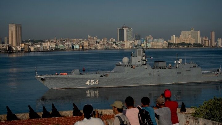 مسؤولون كوبيون: سفن حربية روسية تصل هافانا الأسبوع المقبل