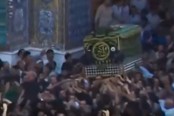 تشییع نمادین پیکر امام جواد (ع) در کاظمین بغداد+فیلم تشییع نمادین پیکر امام جواد (ع) در کاظمین بغداد+فیلم