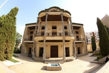 عمارت تاریخی باغ زرشک در خطر تخریب