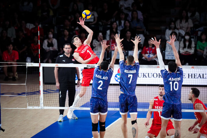 İran-Türkiye maçı 3-1 tamamlandı İran-Türkiye maçı 3-1 tamamlandı