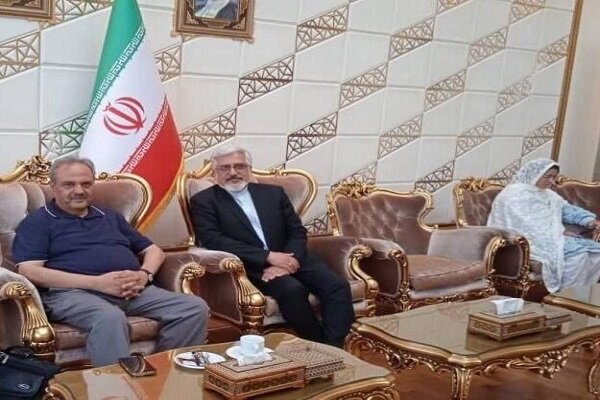 Pakistan'ın Afganistan özel temsilcisi İran'a geldi