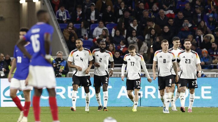 کدام تیم ها قهرمان یورو شدند/امیدواری آلمان به طلسم شکنی در قرن۲۱