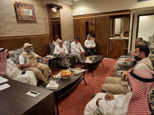 بازدید معاون صحه مکه از بیمارستان هلالاحمر ایران در عربستان
