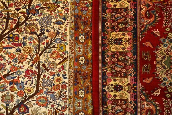 زیر پای ایرانیها؛ تاج سر خارجیها