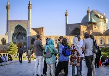 Nearly 1.4 million foreign tourists visited Iran in Q1, 2024