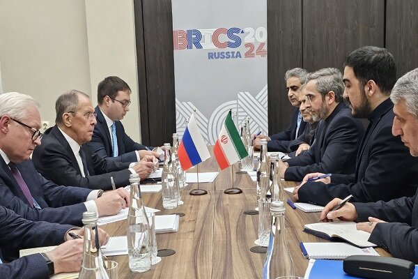 Bakıri Rusya ziyaretinde Lavrov ile görüştü