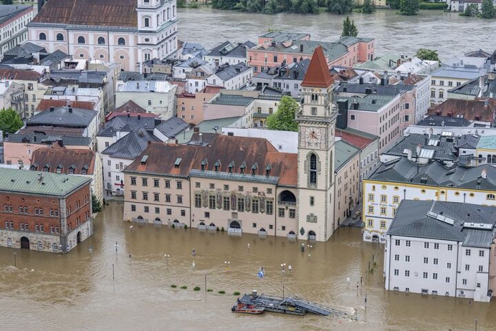 بارندگی شدید موجب جاری شدن سیل در اتریش شد