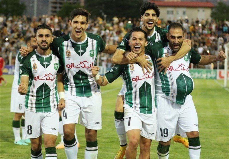 طاهرخانی و نادرپور با تیم فوتبال خیبر خرم آباد تمدید کردند