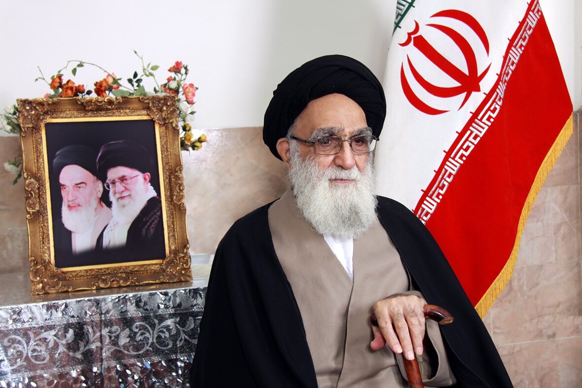 باسابقه ترین امام جمعه تاریخ انقلاب اسلامی را بیشتر بشناسید