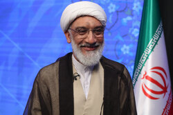 پورمحمدی انتخاب آیت‌الله خامنه‌ای به عنوان رهبر انقلاب را تبریک گفت