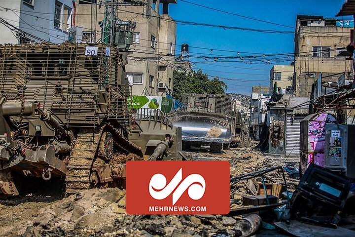 İşgal güçleri Cenin'de sokakları tahrip ediyor İşgal güçleri Cenin'de sokakları tahrip ediyor