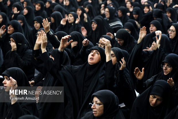 همایش بانوان مبلغ و مداح شهر تهران