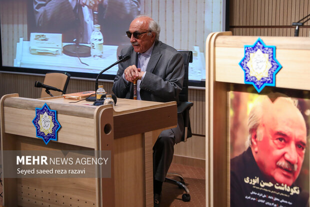 حسن انوری کدام یک از آثارش را دوست دارد؟/آذربایجان پاره تن ایران