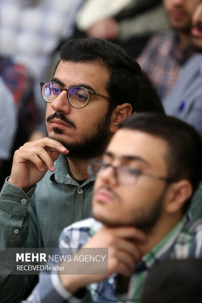 دیدار جمعی از مدال‌آوران المپیادهای علمی با رهبر معظم انقلاب اسلامی