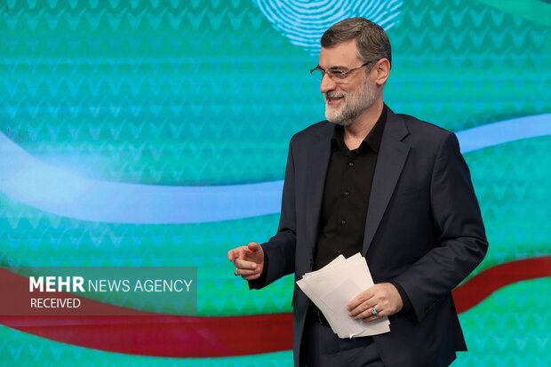 امیر حسین قاضی زاده هاشمی از انتخابات انصراف داد امیر حسین قاضی زاده هاشمی از انتخابات انصراف داد