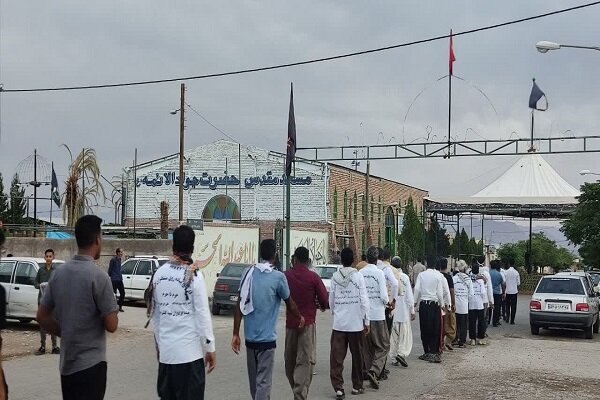 کاروان پیاده روی زیارتی عنبرآبادی ها به ده زیار رسید کاروان پیاده روی زیارتی عنبرآبادی ها به ده زیار رسید