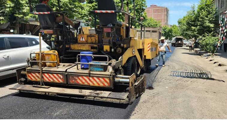 آغاز روکش آسفالت خیابانها با اعتبار ۶۵ میلیاردی در آستارا