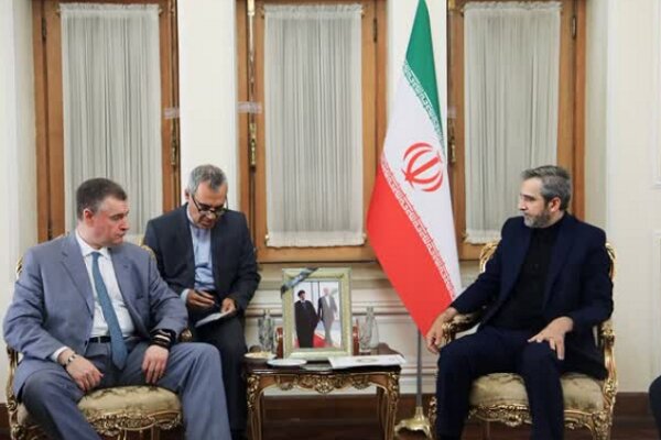 Iran, Russia have important responsibility to create peace