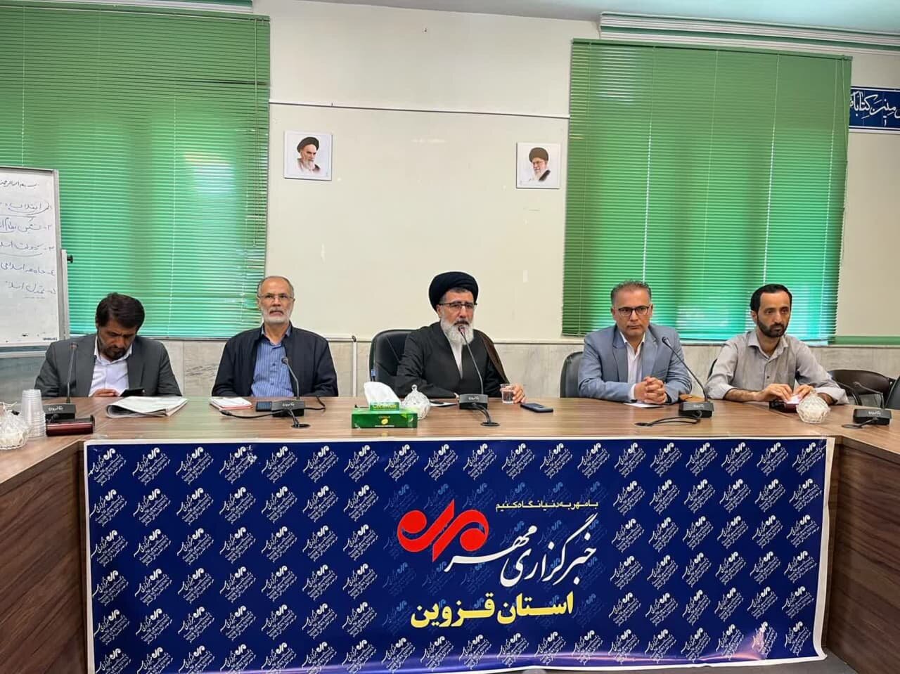 رییس جمهور باید اهل تعامل با دنیا باشد