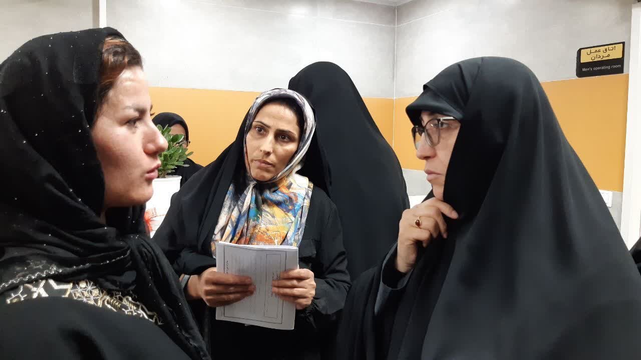 اجرای برنامههای تشویقی ازدواج در اولویت دستگاههای اجرایی باشد