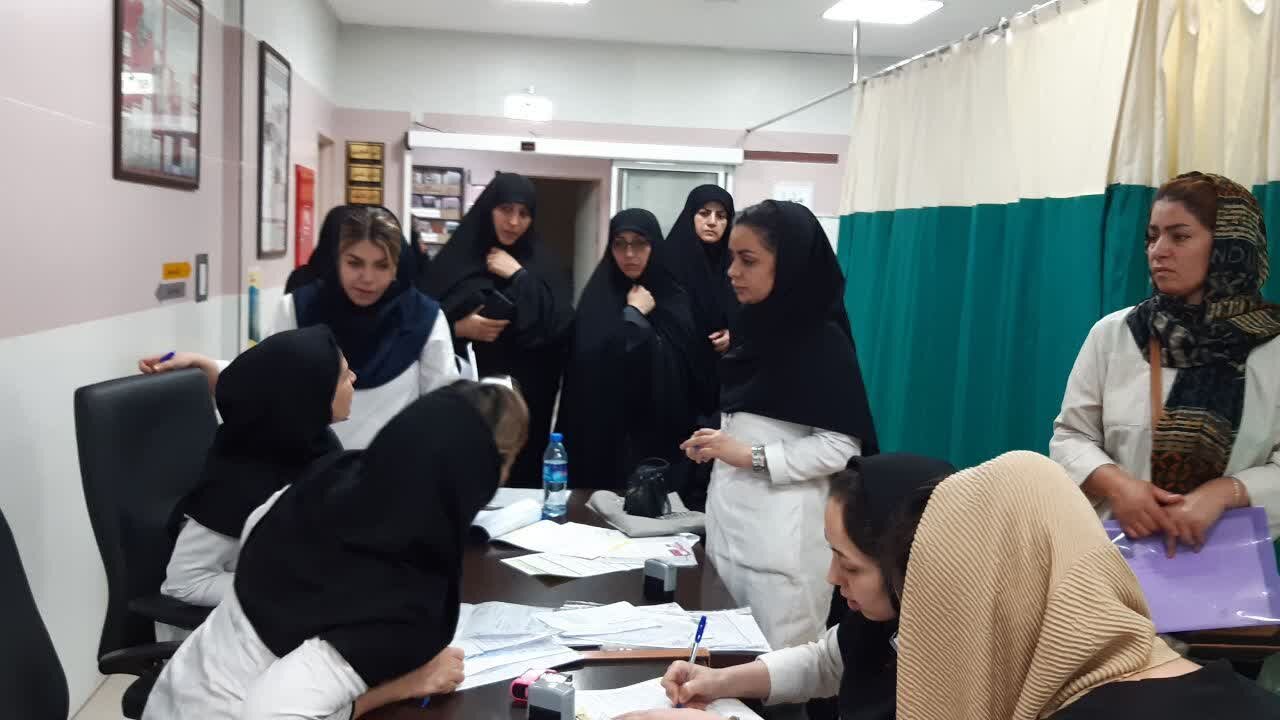 اجرای برنامههای تشویقی ازدواج در اولویت دستگاههای اجرایی باشد