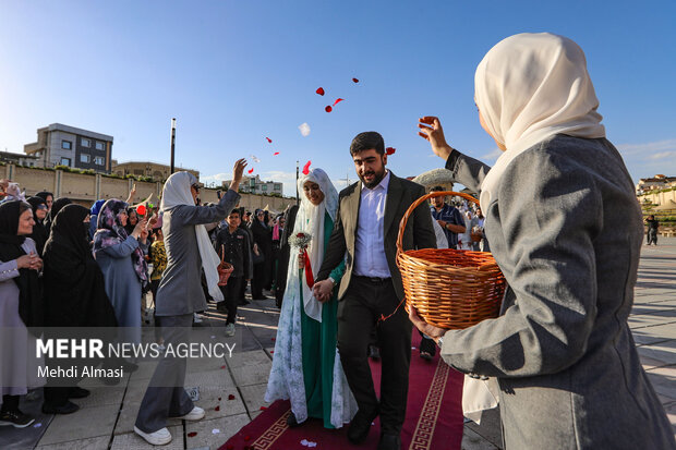 جشن ازدواج 110 زوج زنجانی