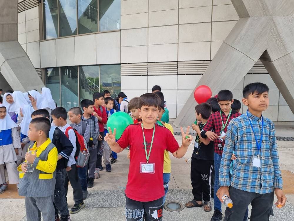 اجرای برنامه متنوع تفریحی و آموزشی ویژه کودکان کار