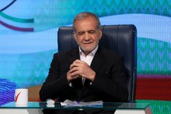 Candidate Masoud Pezeshkian on TV cultural panel