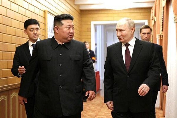 Putin 24 yılın ardından Kuzey Kore'de
 Putin 24 yılın ardından Kuzey Kore'de