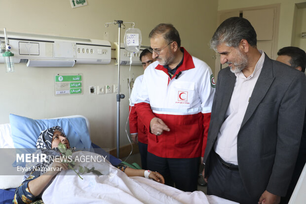 بازدید دبیر کل سازمان هلال احمر از بیمارستان کاشمر
