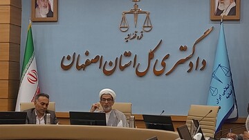 شعب دادگاه‌ صلح در اصفهان تشکیل می‌شود/ آزادسازی ۶۸ هکتار از حریم و بستر زاینده‌رود