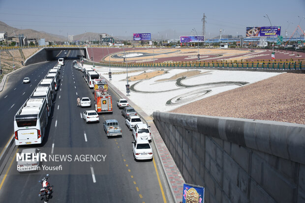تقاطع غیرهمسطح شهدای میلادشهر تبریز به بهرهبرداری رسید