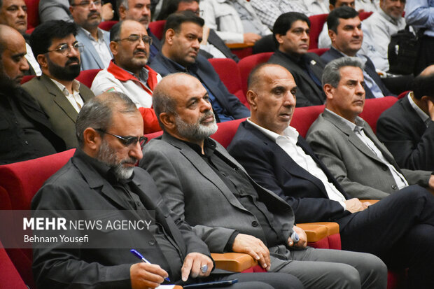 افتتاح پروژه تقاطع غیر همسطح امام خمینی اراک با حضور وزیر کشور